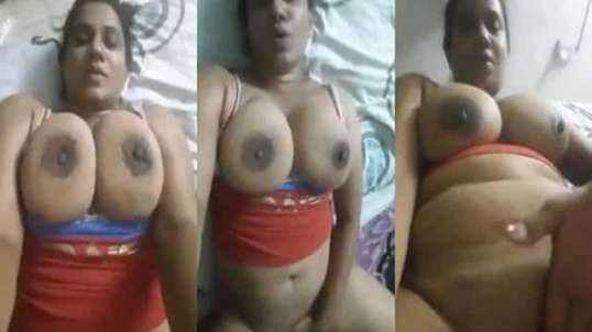 Super Busty Indian Wife Flaunts Her Melons On Selfie Video