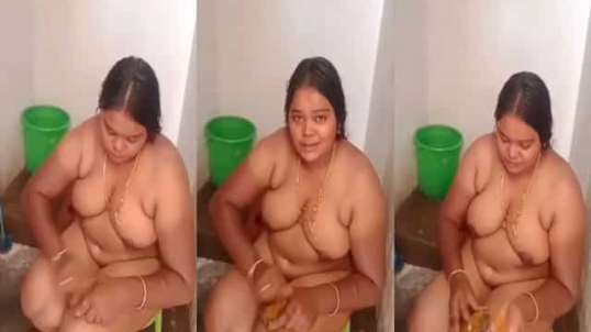 Chubby South Indian Wife Taking Nude Bath On Cam