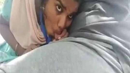 South Indian Office Girl Sucking Dick Outdoors