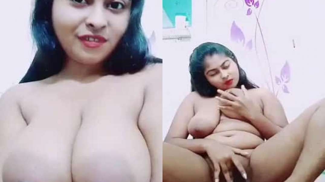 Sexy Busty Bengali Bitch Fingering Pussy Selfie MMS