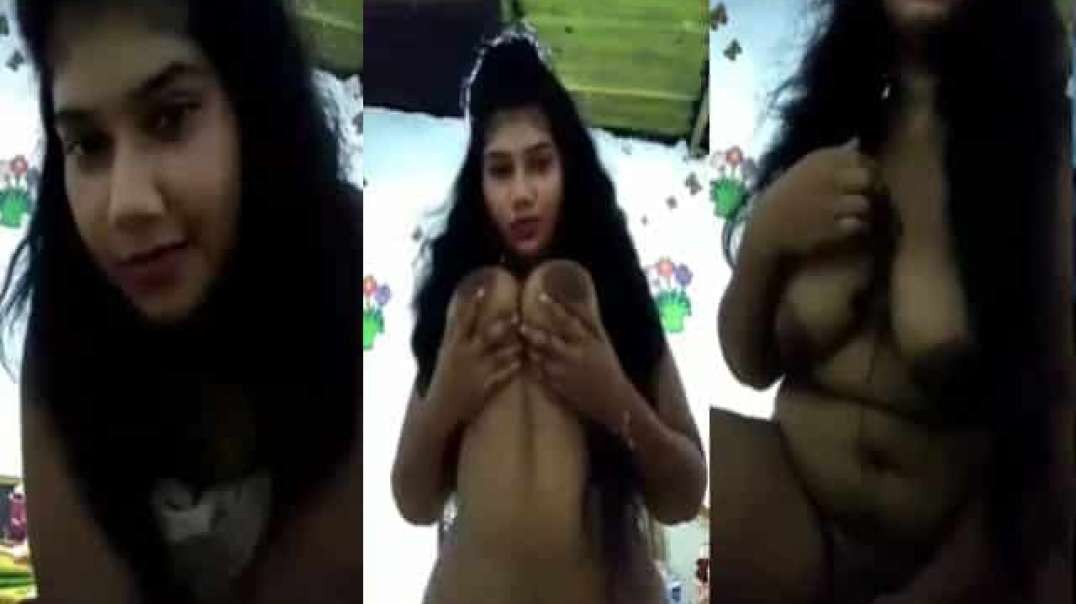Srilankan Milk Tanker Girl Displaying Her Nude Body On Cam