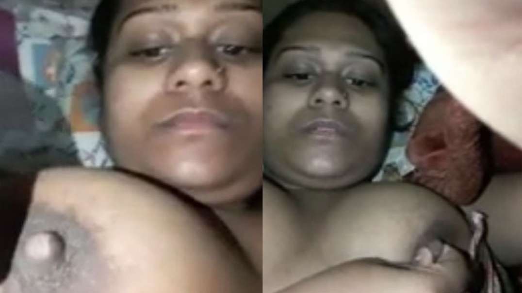 Big Booby Bengali Girl Showcasing Her Private Body Parts