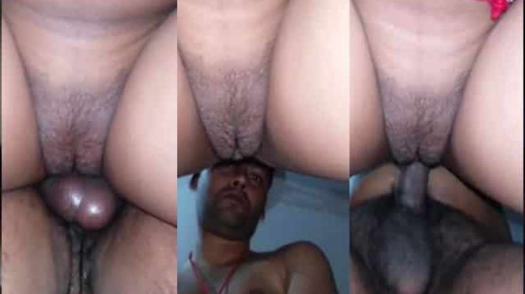 Desi Bhabi Doggy Fuck With Her Young Neighbor Guy