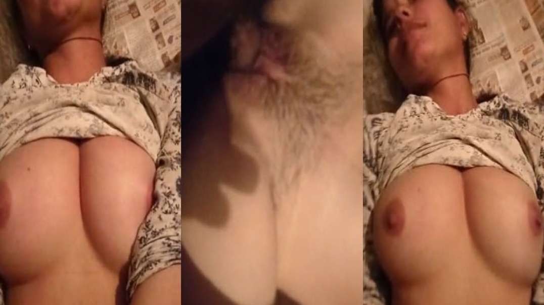 Charming Desi Dehati Girl Enjoying Sex With Her Boyfriend