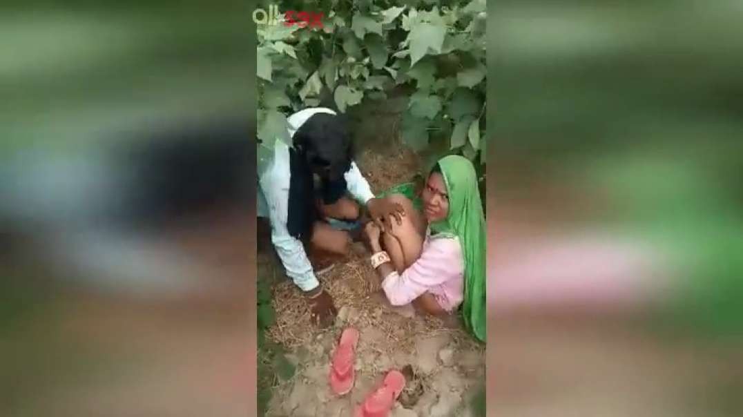 ⁣Husband Caught His Desi Wife Cheating With Lover In In Field xxx indian film