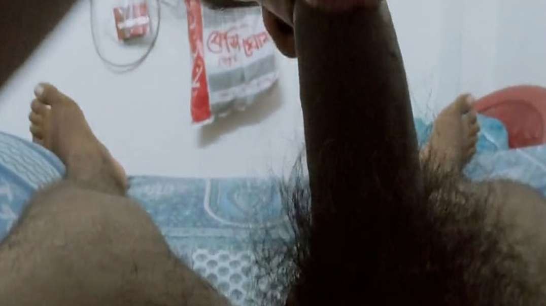 Desi Bangla Housewife Sucking Dick