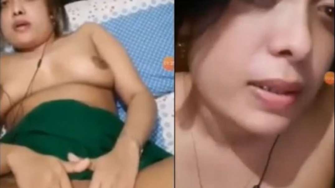 Beautiful Bangladeshi Horny Married Bhabi Masturbating