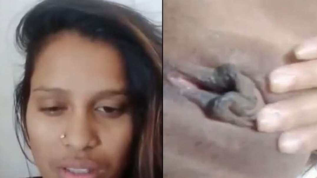 Super Horny Married Girl Entertaining Live Sex Chat Session