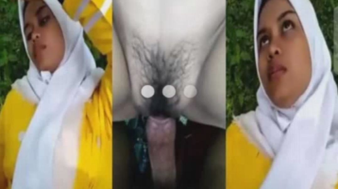 Muslim girl outdoor mms