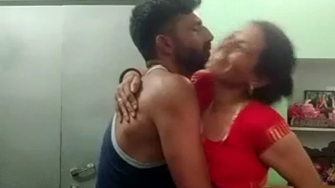 Rendi ko khare khare choda