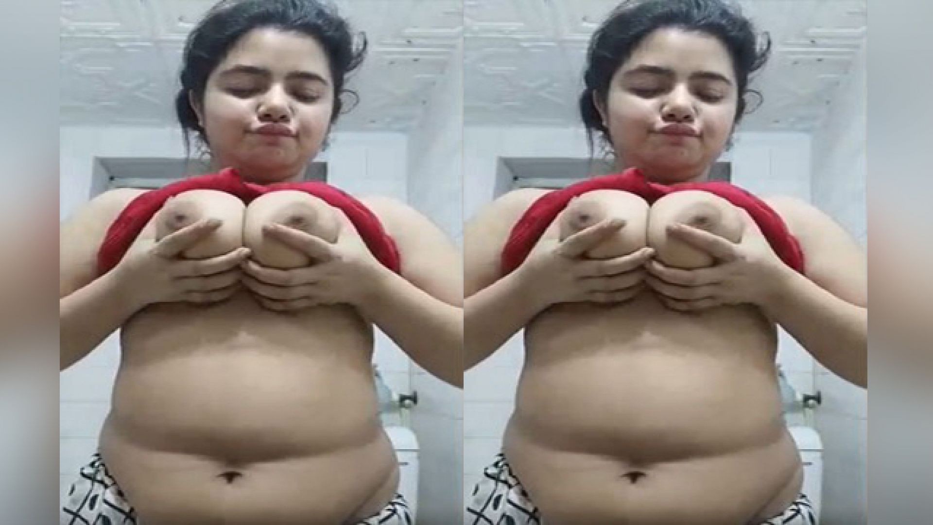 Good Morning Nude Show Of Sexy Maal In Bathroom