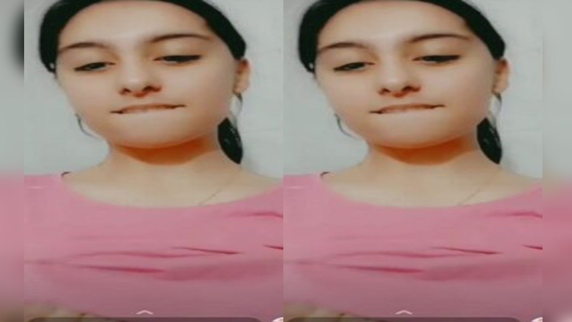 Cutie showing boobs