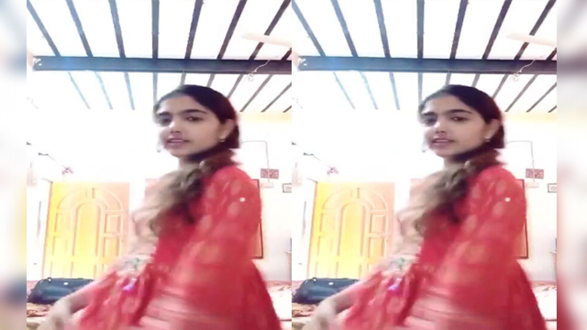 Desi girl shows Boobs Part3