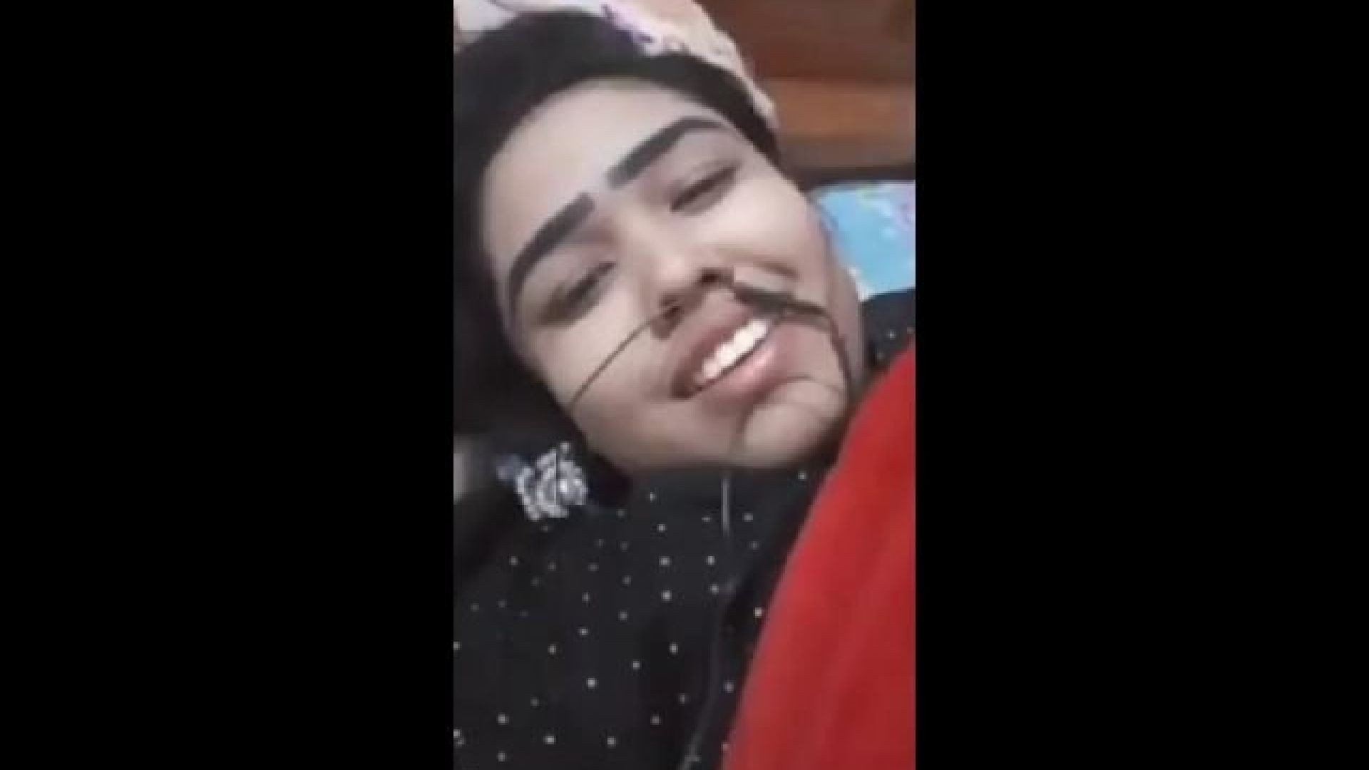 Desi Girl Showing Boob And Pussy