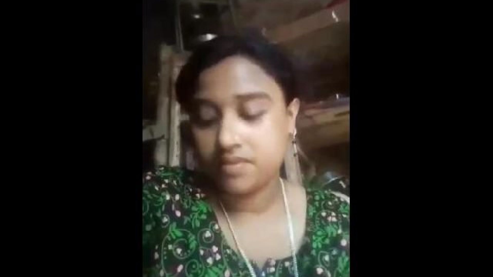 Unsatisfied Village Bhabi Masturbating