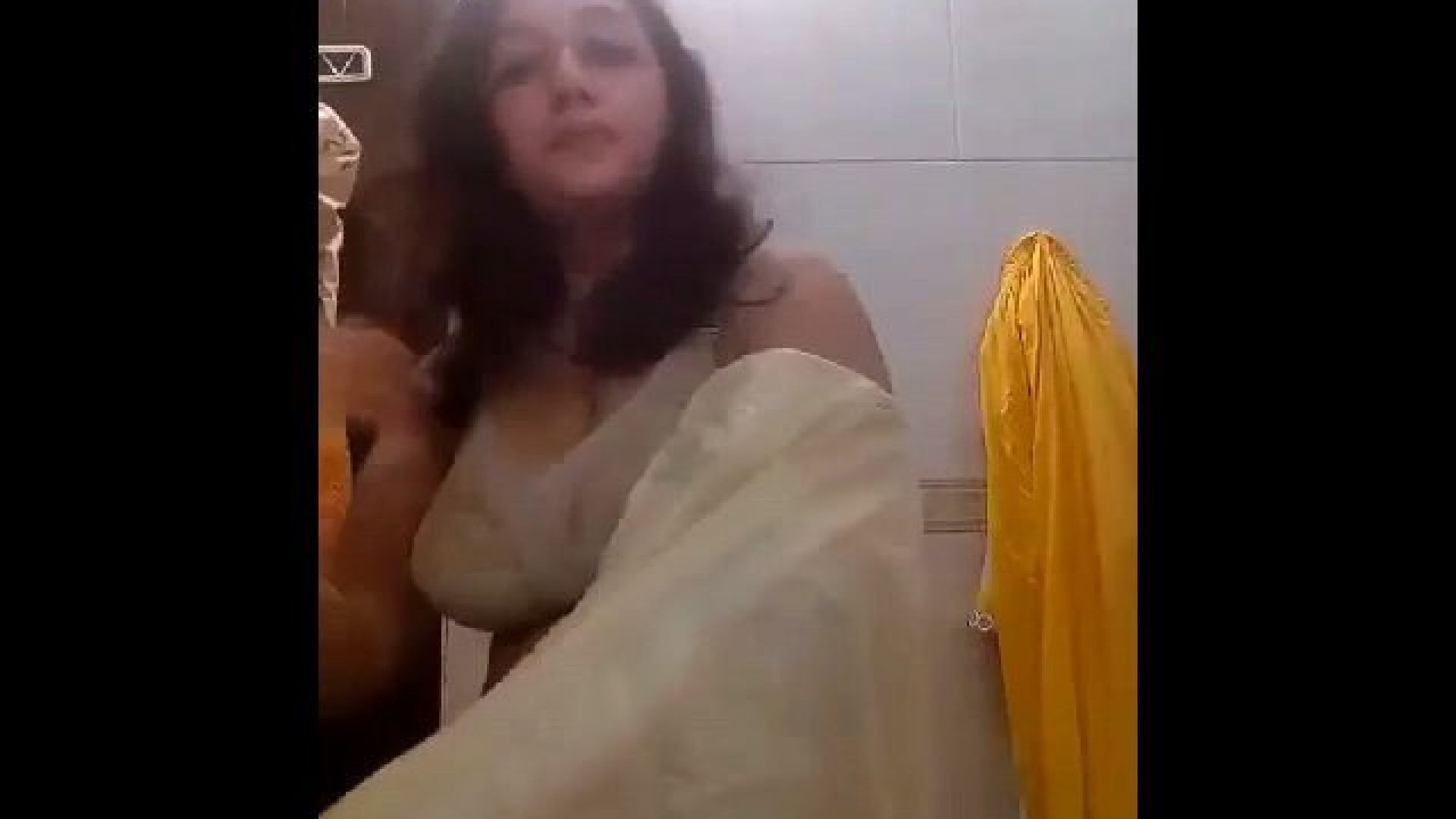 Paki babe in bathroom