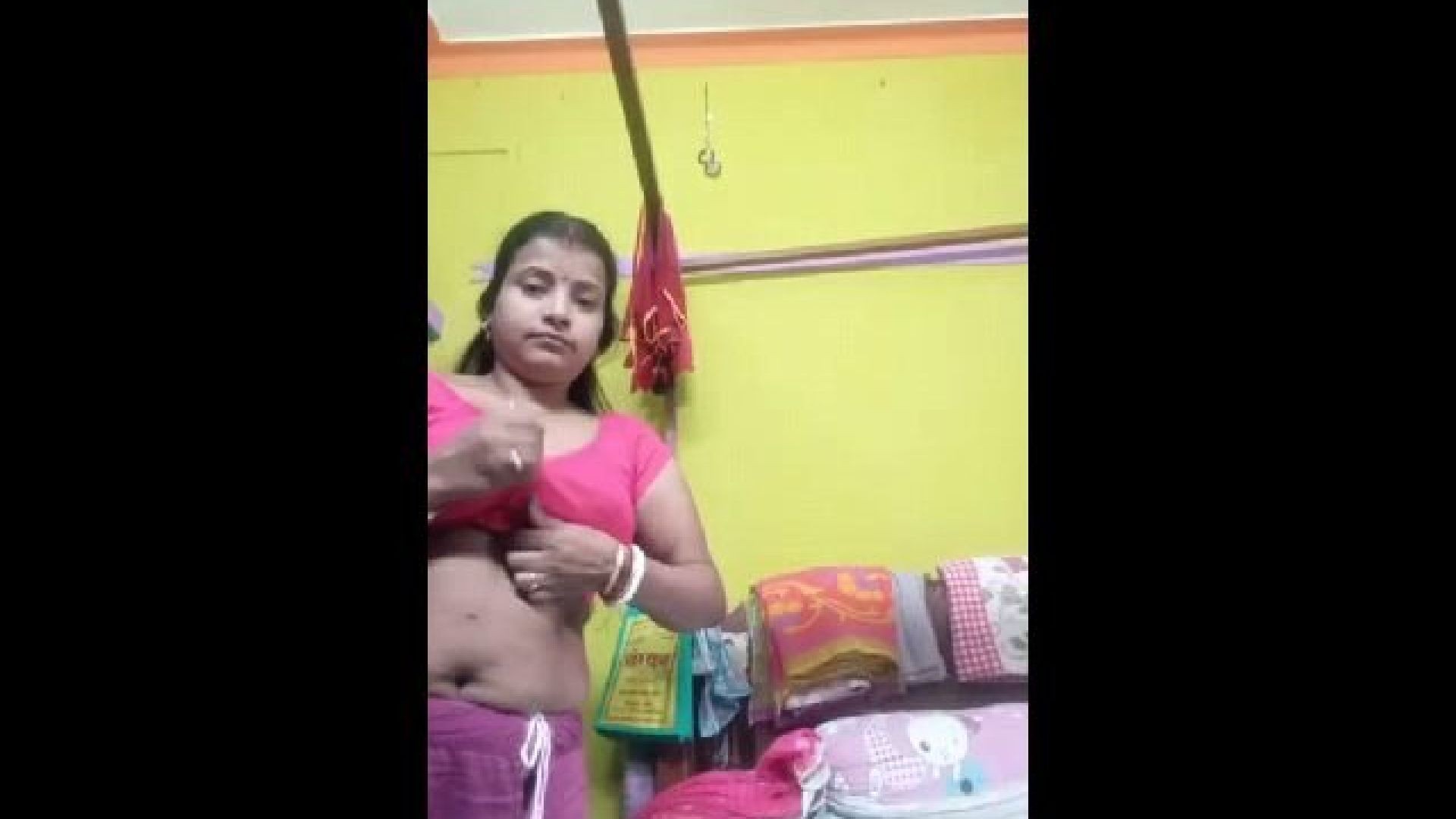 Super horny boudi with brinjal