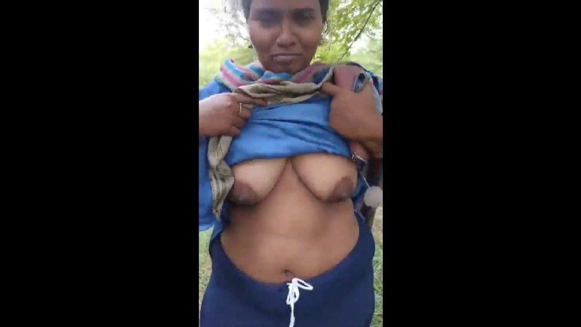 Shy Aunty Showing Outdoor