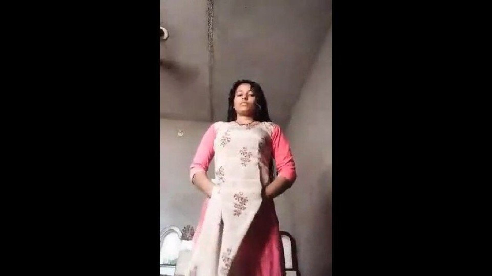Desi Village Girl Shows her Ass and Pussy