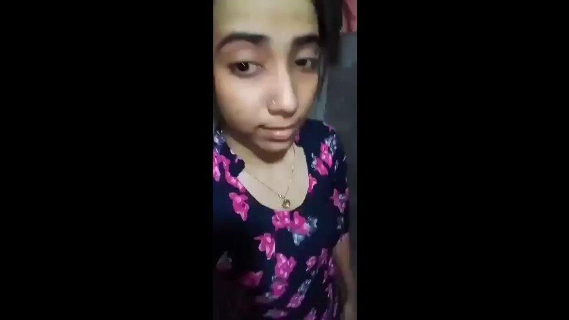 Desi Girl Showing