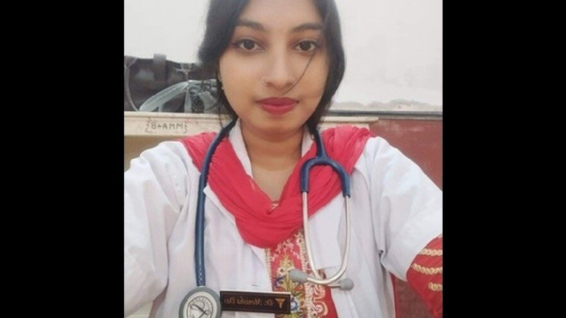 ⁣Horny Indian Dr. Shows Her Big Boobs and Wet Pussy Updates
