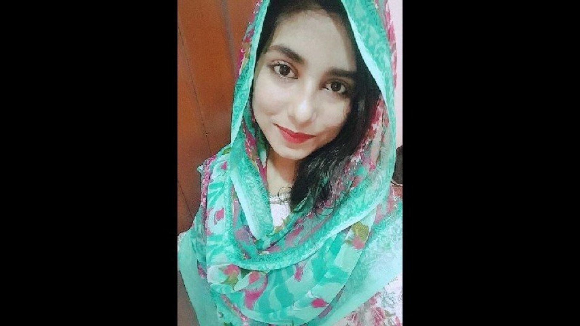 Extremely Beautiful Girl
