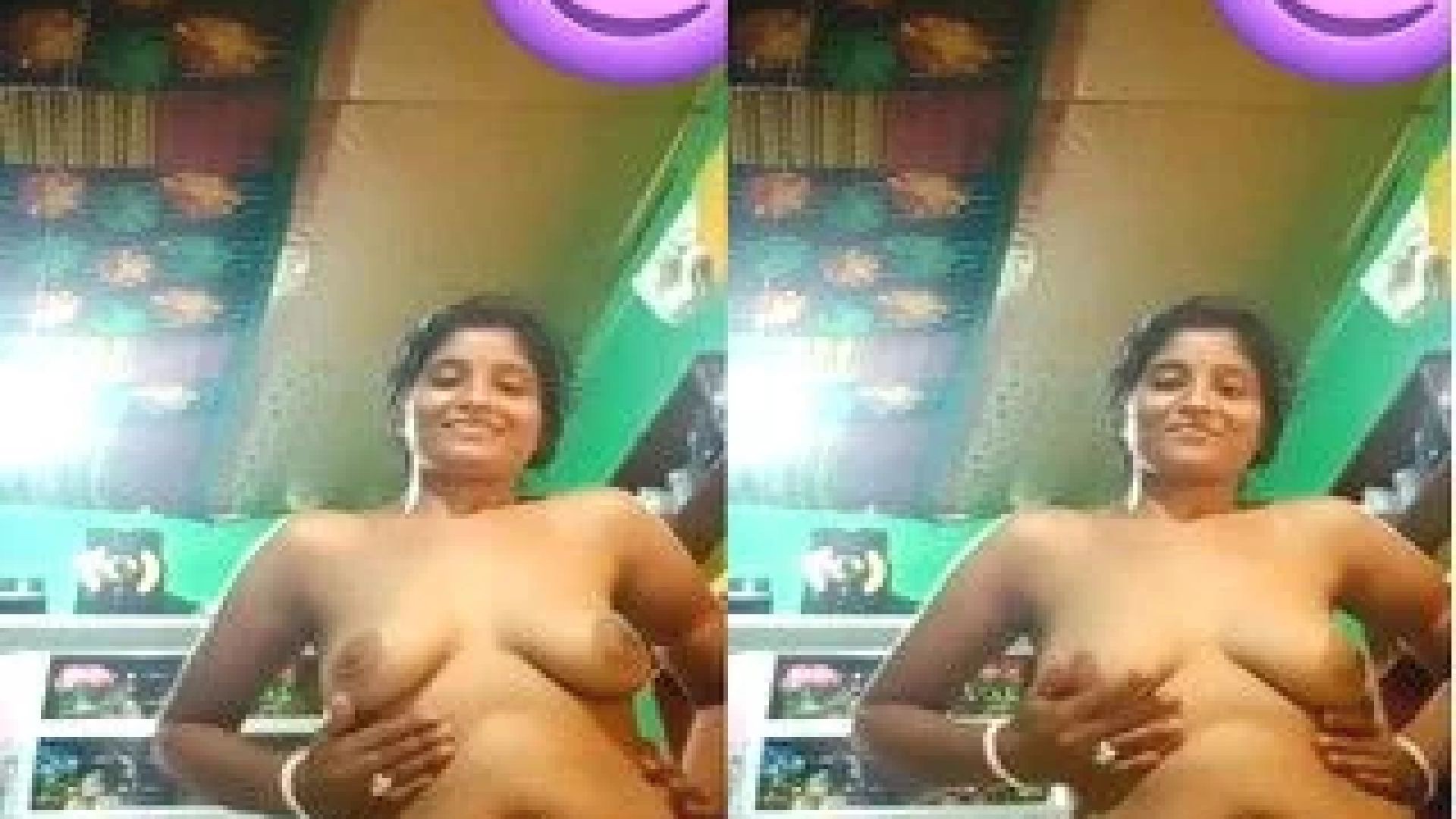 ⁣Sexy Desi Bhabhi Shows Boobs